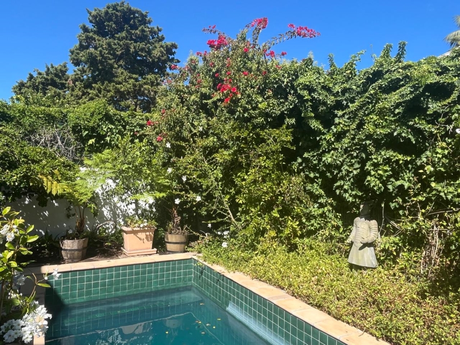 To Let 3 Bedroom Property for Rent in Wynberg Upper Western Cape